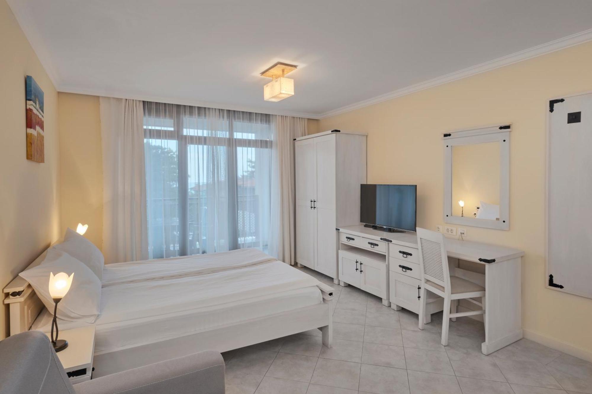 Santa Marina Holiday Village Sozopol Exterior foto